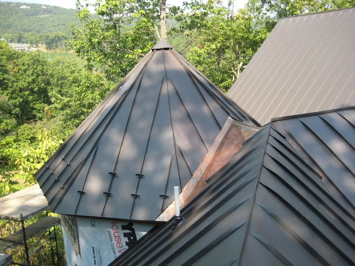 Professional Roof Tarp Installation by Craftsman Roofing in Airmont Acres